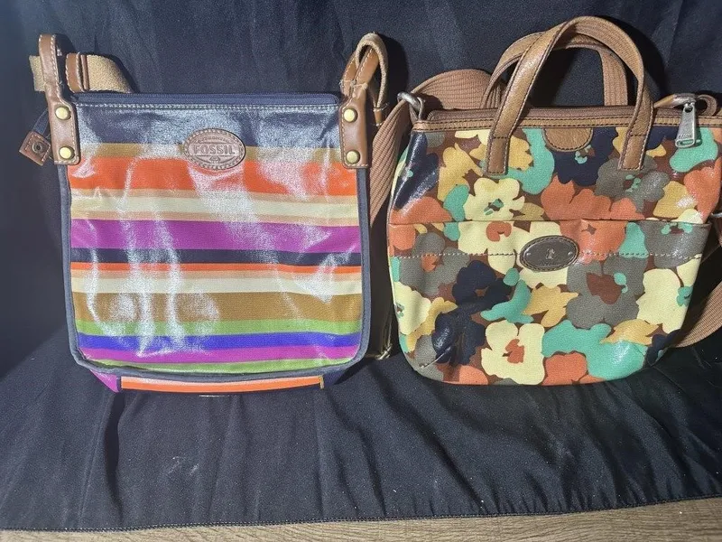 2 Fossil Shoulder Bags from auction in Clifford , Pennsylvania — image 14