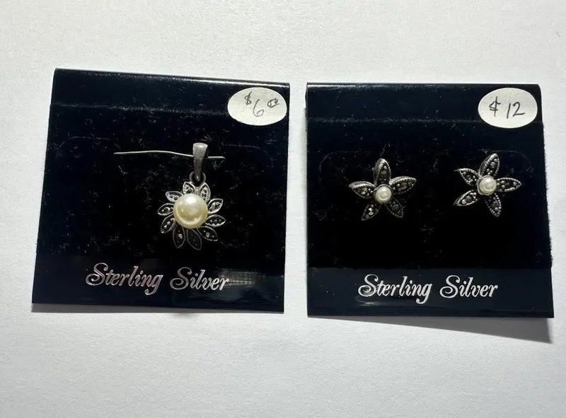 Coordinating Sterling Silver and Pearl Jewelry Set from auction in Clifford , Pennsylvania — image 23