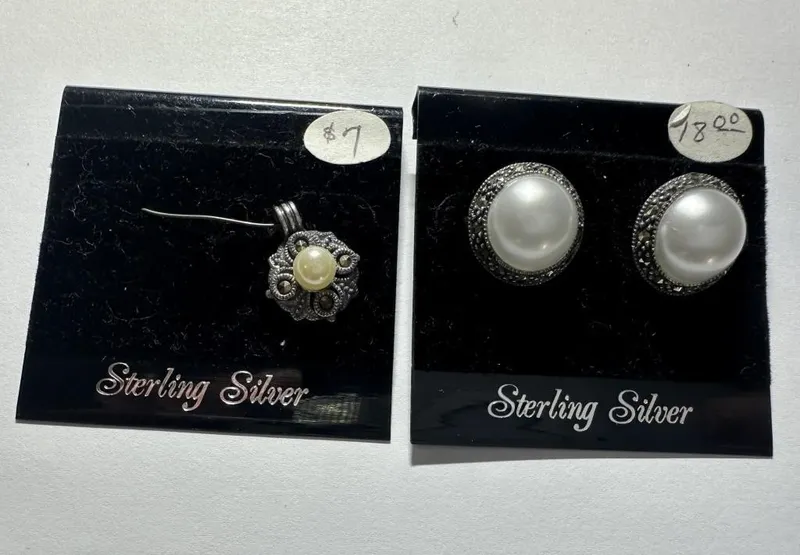 Coordinating NOS Pearl and Sterling Silver from auction in Clifford , Pennsylvania — image 32