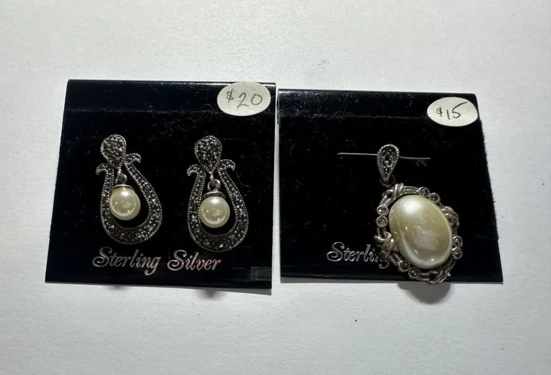 Coordinating Sterling Silver NOS Pearl  Earrings from auction in Clifford , Pennsylvania — image 41