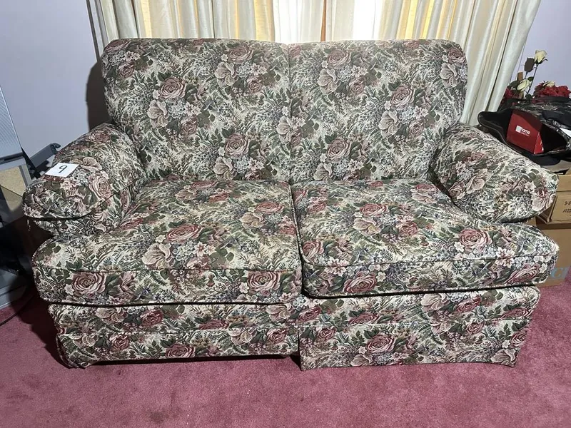 Floral Upholstered Loveseat 2-cushion floral upholstered loveseat. Measures approx. 63" long from auction in Clifford , Pennsylvania — image 6
