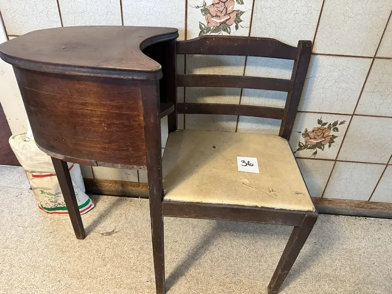 Wood Telephone Table from auction in Clifford , Pennsylvania — image 37