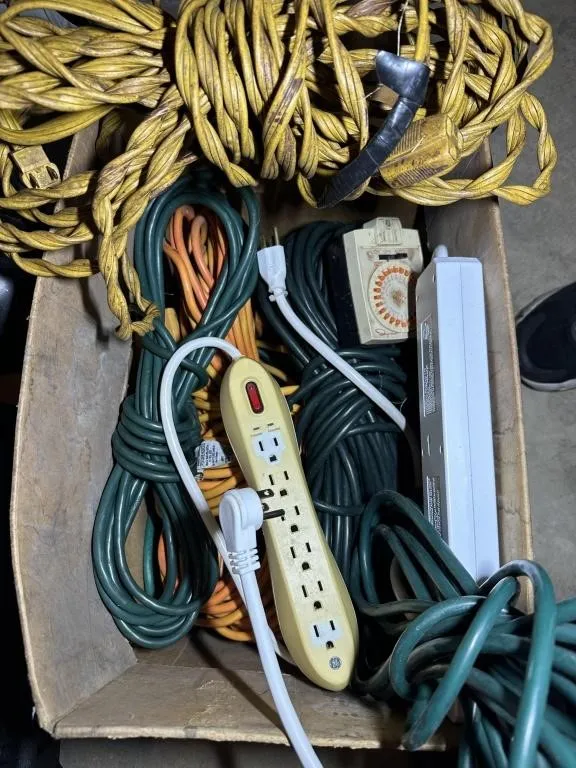 Large Lot of Heavy Duty Extension Cords from auction in Clifford , Pennsylvania — image 8