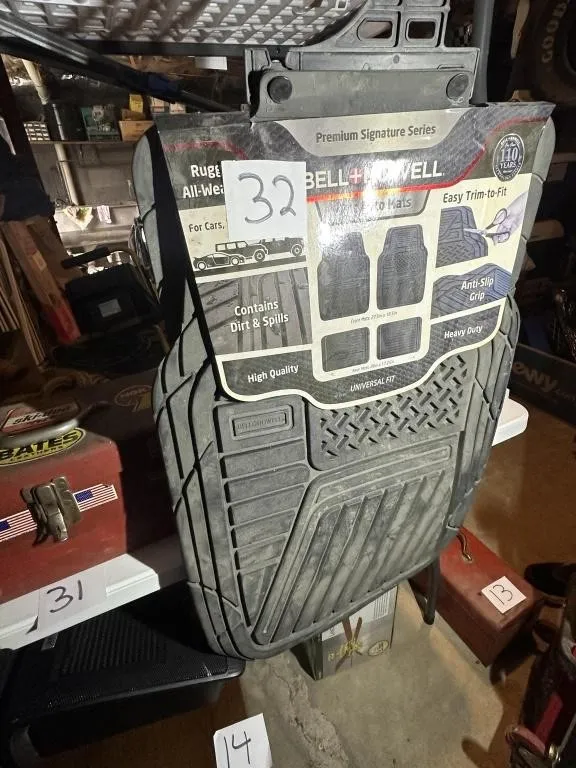 NEW Bell and Howell Rubber Auto Floor Mats from auction in Clifford , Pennsylvania — image 31