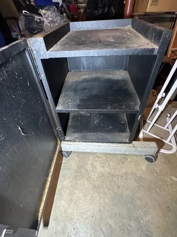 Small Metal Cabinet from auction in Clifford , Pennsylvania — image 41