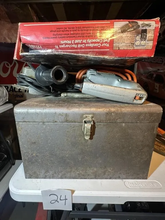 Power Tools Lot with Metal Toolbox from auction in Clifford , Pennsylvania — image 23