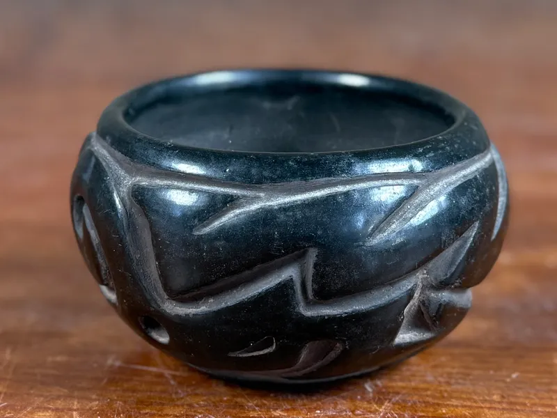 SAN ILDEFONSO POT WITH AVANYU DESIGN from auction in Salem, Oregon — image 33