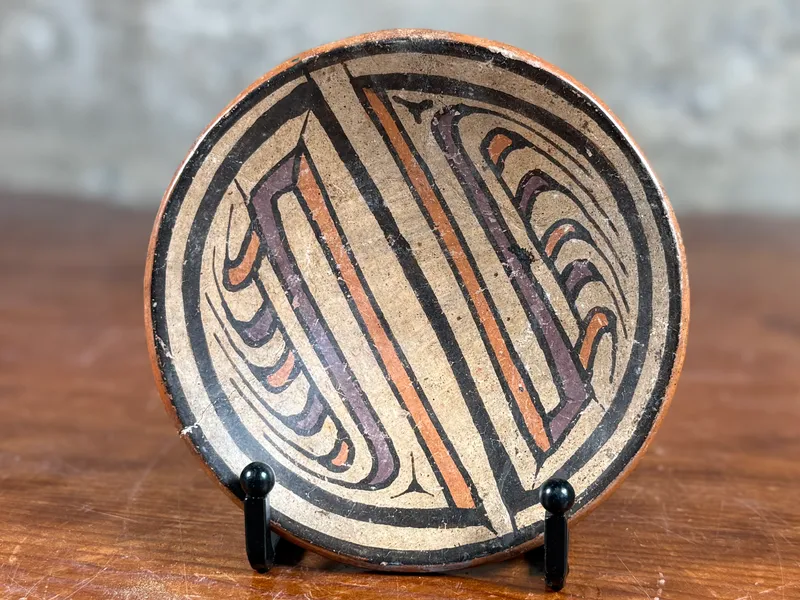 PRE-COLUMBIAN FOOTED BOWL from auction in Salem, Oregon — image 42
