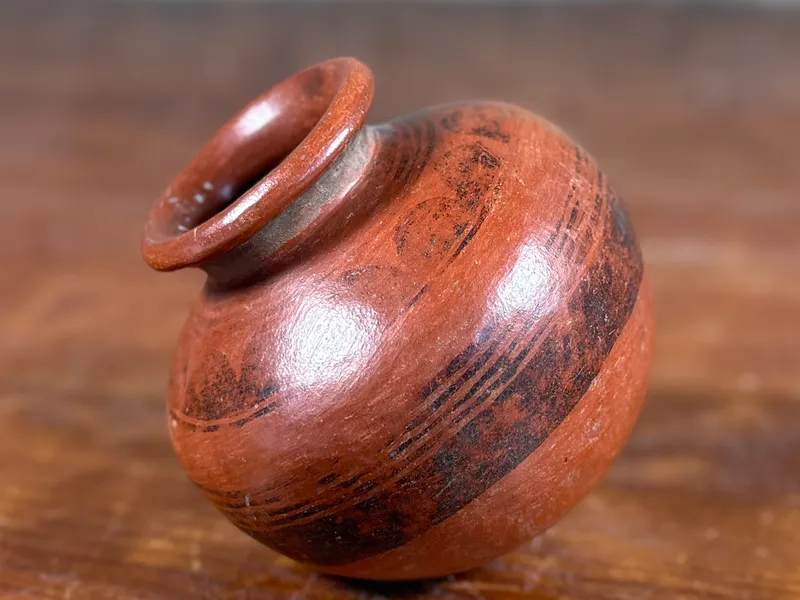 PRE-COLUMBIAN CHIRIQUI POT from auction in Salem, Oregon — image 44