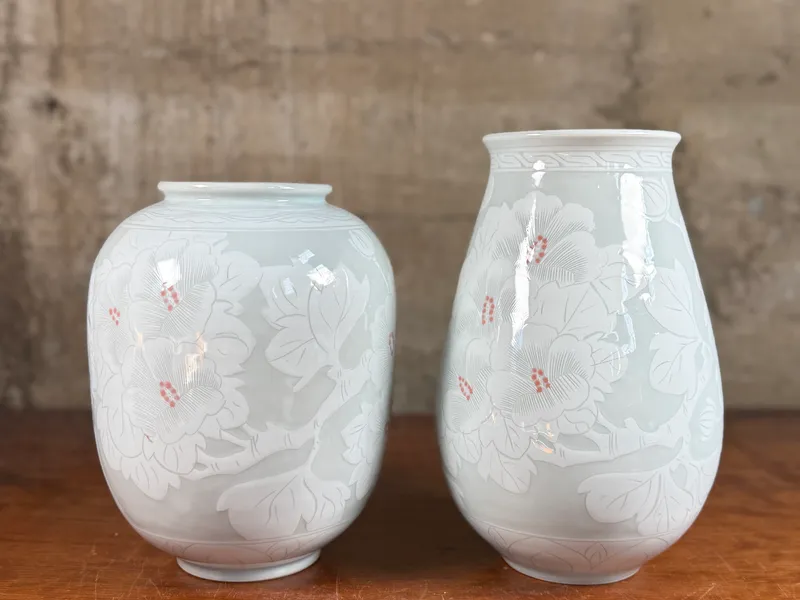 PAIR OF KOREAN CELADON VASES from auction in Salem, Oregon — image 5