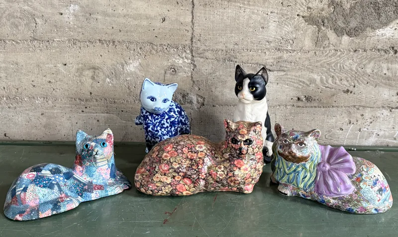 CAT SCULPTURE COLLECTION #1 from auction in Salem, Oregon — image 26