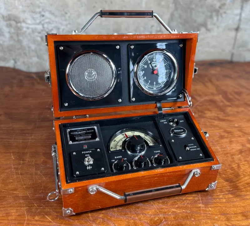 SPIRIT OF ST. LOUIS, RADIO ALARM CLOCK from auction in Salem, Oregon — image 36