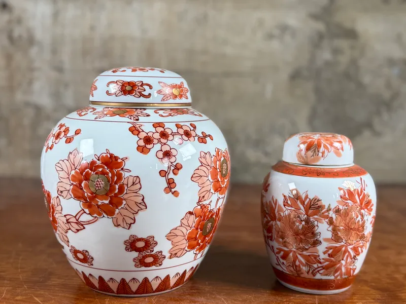 GOLD IMARI JAPANESE PORCELAIN GINGER JARS from auction in Salem, Oregon — image 40