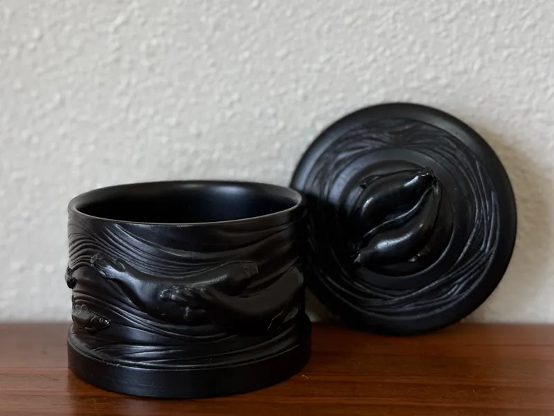 BOMA CARVED BLACK STONE ROUND LIDDED BOX #2 from auction in Salem, Oregon — image 9