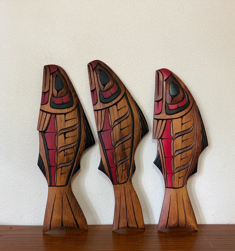GLEN EDWARDS, THREE SALMON CARVED ON CEDAR from auction in Salem, Oregon — image 26