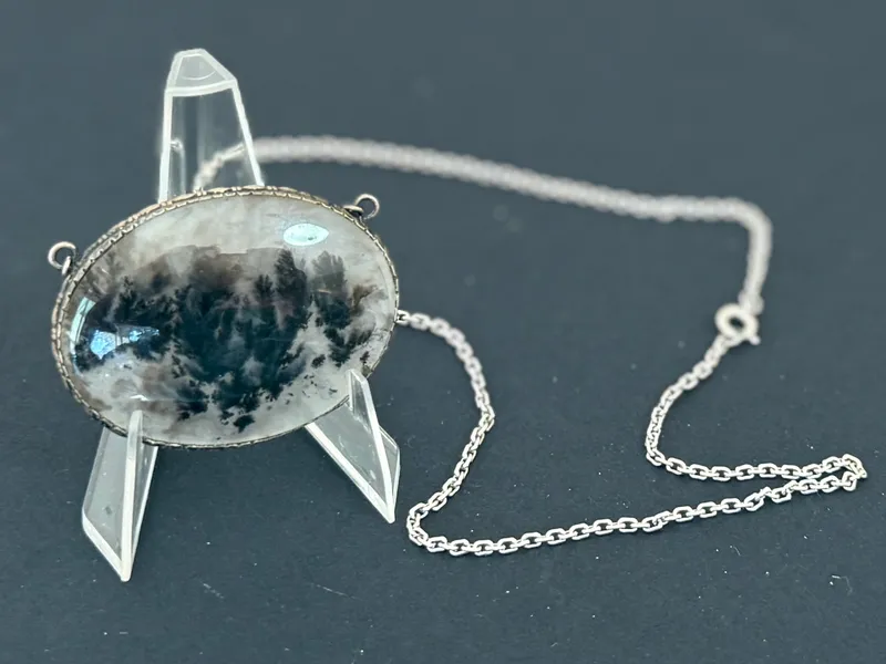 12K GOLD-FILL MOSS AGATE NECKLACE from auction in Salem, Oregon — image 31