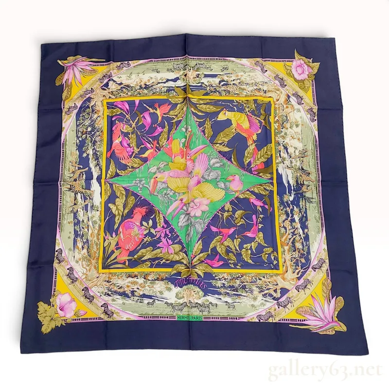 Hermes Silk Twill 90cm Scarf in Tropiques Pattern from auction in Atlanta, Georgia — image 6