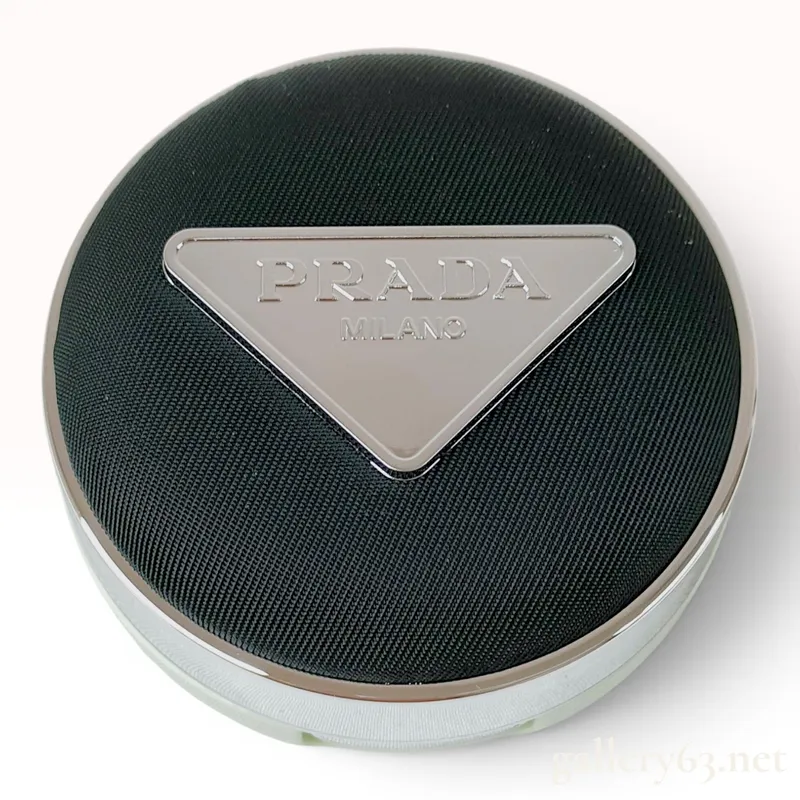 Prada Augmented Skin Reveal Mesh Cushion Foundation LN10 5g Sample Size from auction in Atlanta, Georgia — image 20