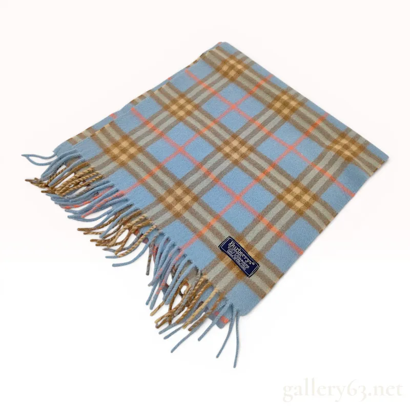 Vintage Burberrys 100% Cashmere Scarf in Light Blue Plaid from auction in Atlanta, Georgia — image 19