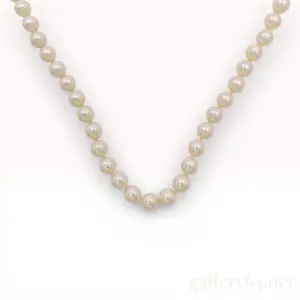 Christian Dior Vintage Simulated Pearl Single Strand Necklace