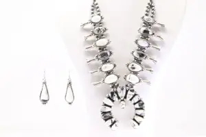 Native American Navajo Jewelry Auction — image 1