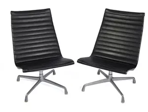 PAIR OF CHARLES EAMES FOR HERMAN MILLER LOUNGE CHAIRS.