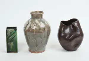 THREE STUDIO POTTERY VASES.