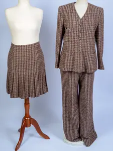 CHANEL BOUTIQUE PANT / SKIRT SUIT, SIZE 44.