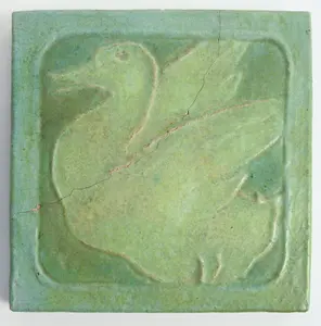LARGE ART POTTERY APPLE GREEN DUCK TILE