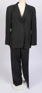 GIORGIO ARMANI LADIES PANT SUIT, SIZE 48.