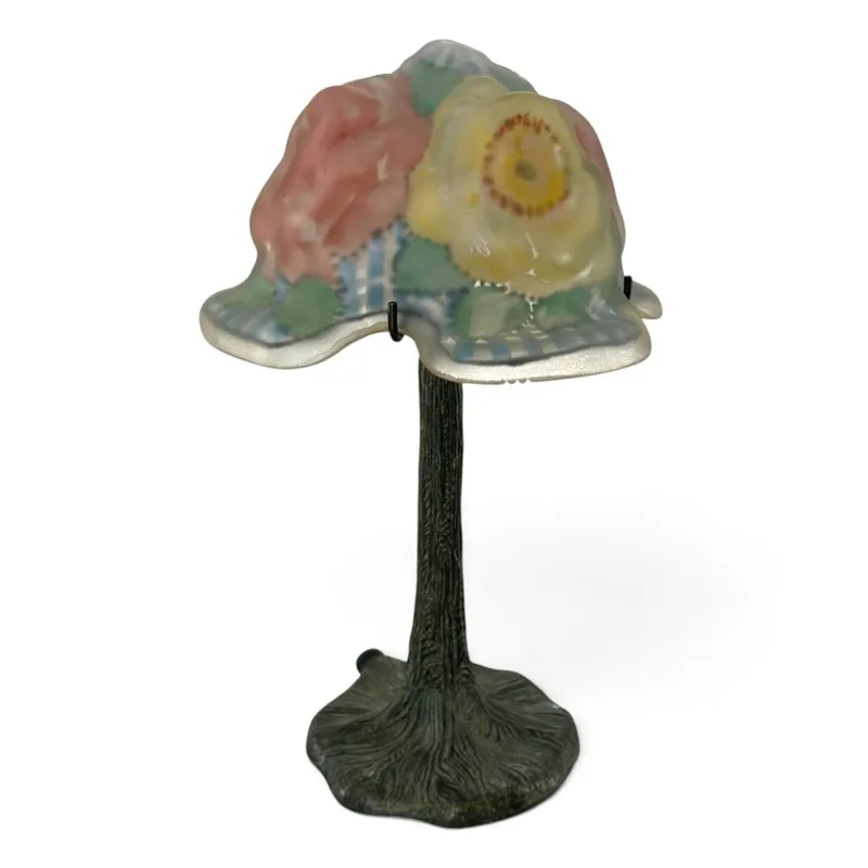 Pairpoint Four-Flower Puffy Boudoir Lamp from auction in Aberdeen, Mississippi — image 6