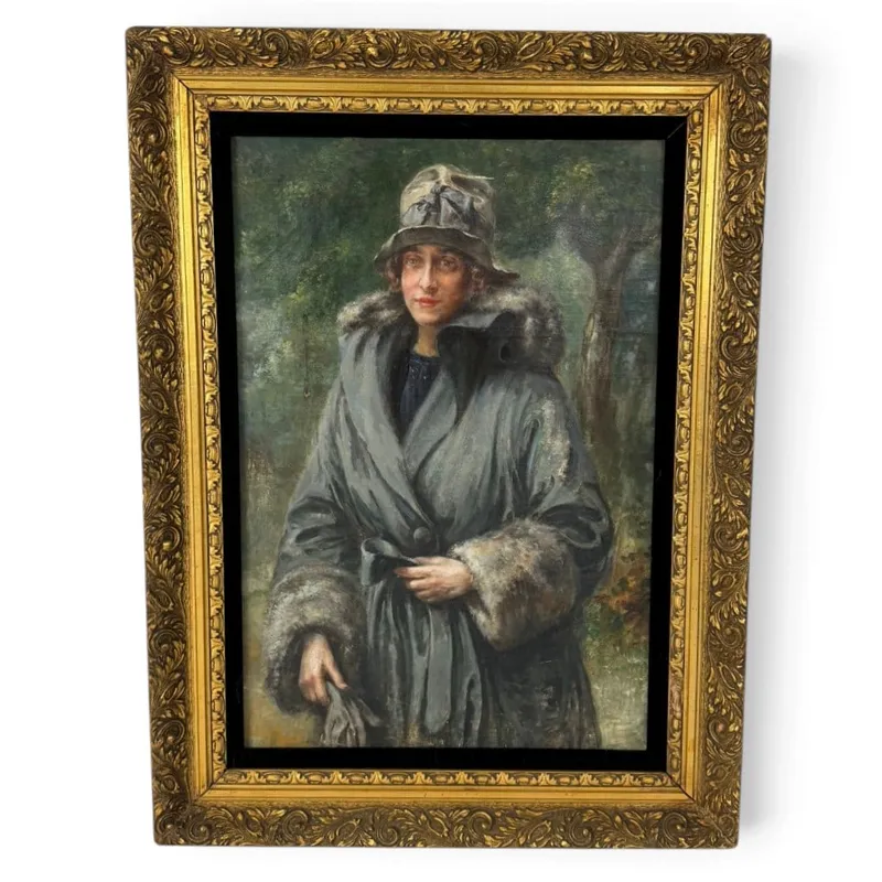Continental School Portrait of a Woman from auction in Aberdeen, Mississippi — image 32