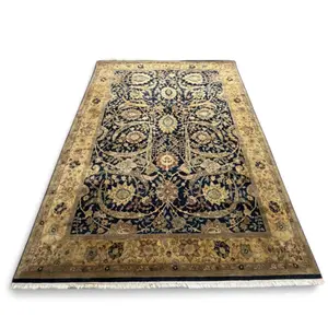 13'11" x 9'8" Sultanabad-Style Carpet