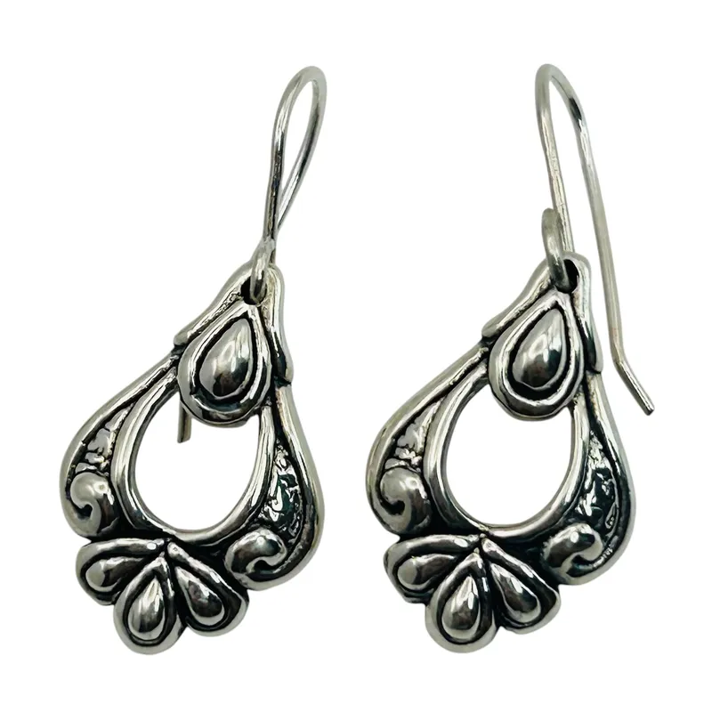 Sterling Decorative Earrings from auction in Ravenna, Ohio — image 27