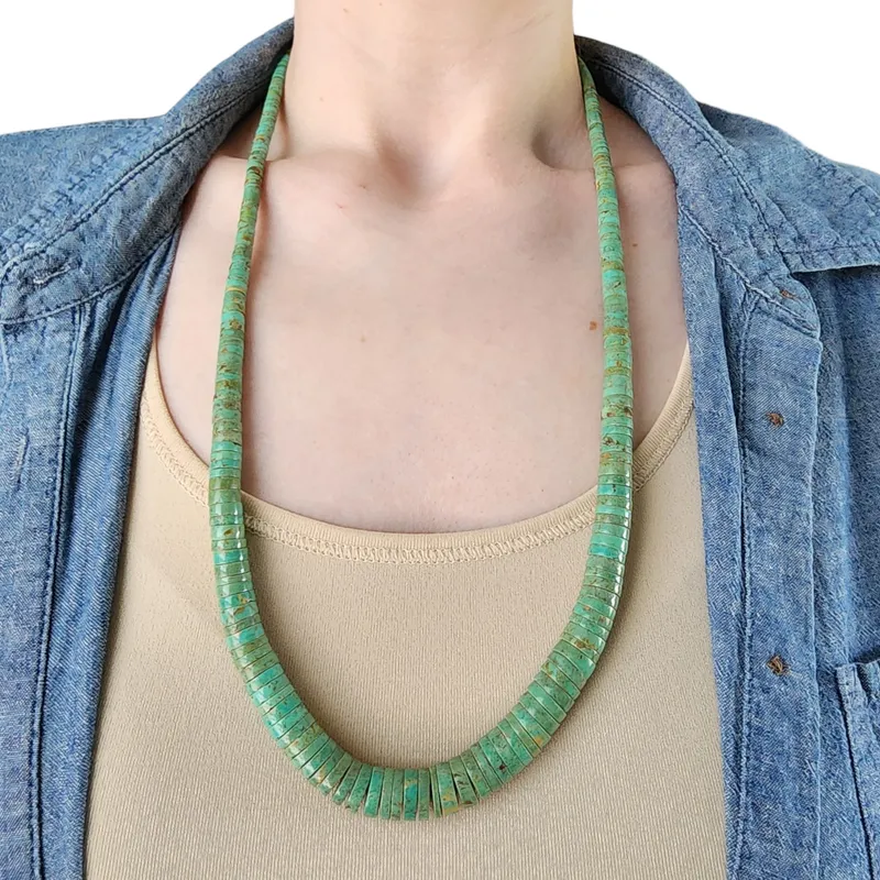 Vintage Santo Domingo Sterling Royston Turquoise Graduated Disc Necklace from auction in Ravenna, Ohio — image 27