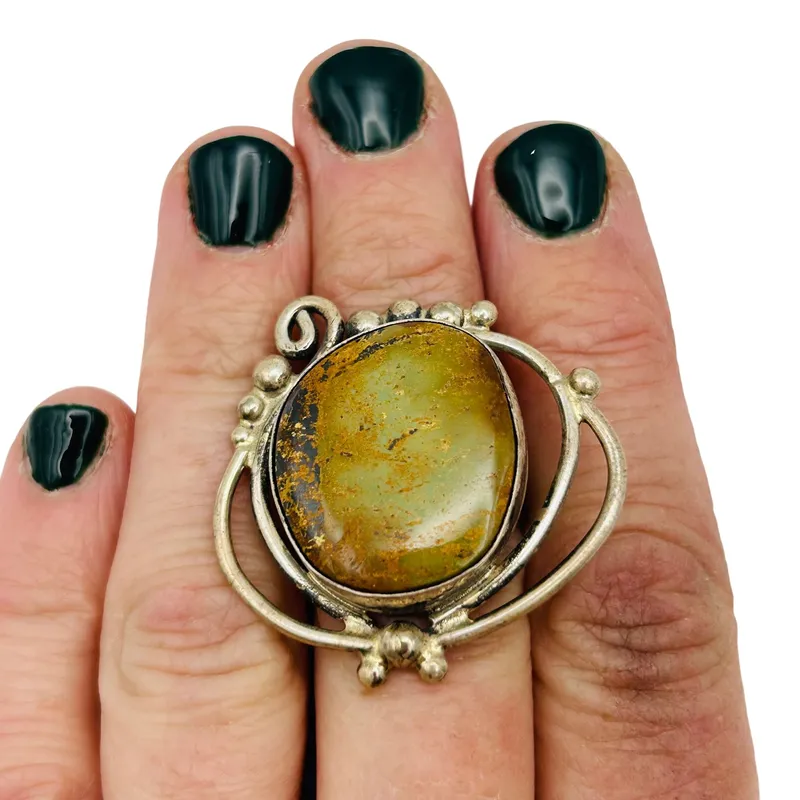 Betta Lee Navajo Sterling Royston Turquoise Ring Sz 7 from auction in Ravenna, Ohio — image 3