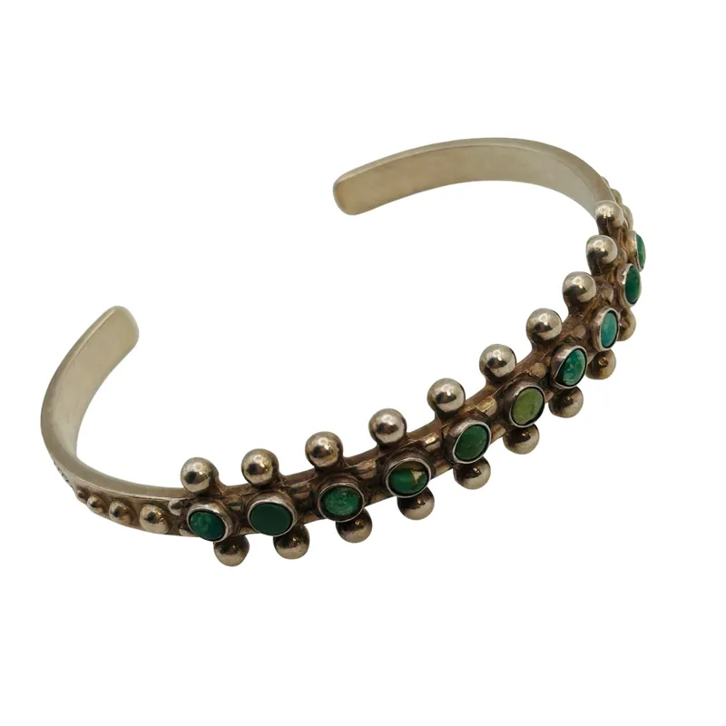 Silver Arrow Sterling Compressed Turquoise Cuff from auction in Ravenna, Ohio — image 40