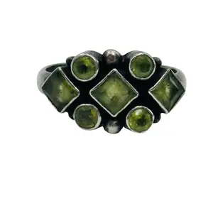 Sterling Peridot Ring Sz 7
