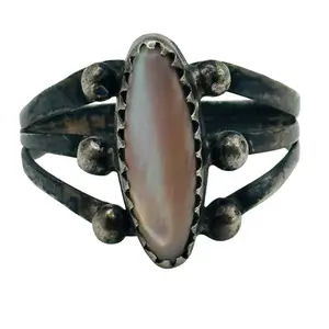 Native Sterling Mother Of Pearl Ring Sz 8.5