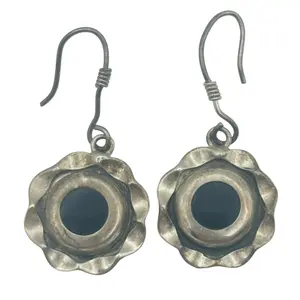 Mexico Sterling Inlay Onyx Flower Earrings