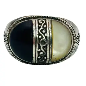 Sterling Mother Of Pearl Onyx Ring Sz 5.5