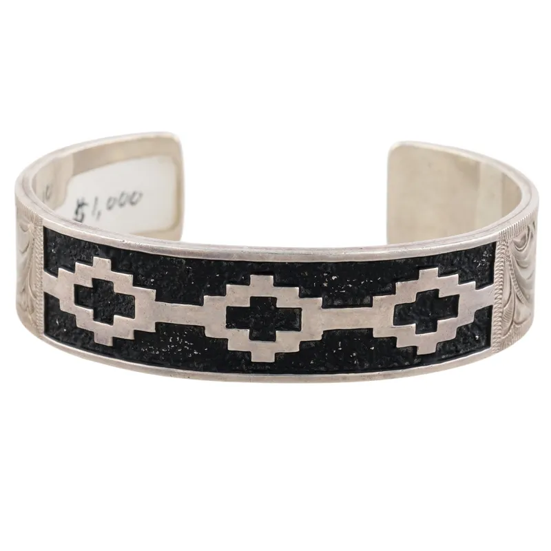 Julius Keyonnie Navajo Sterling Etched Overlay Cuff Bracelet from auction in Ravenna, Ohio — image 8