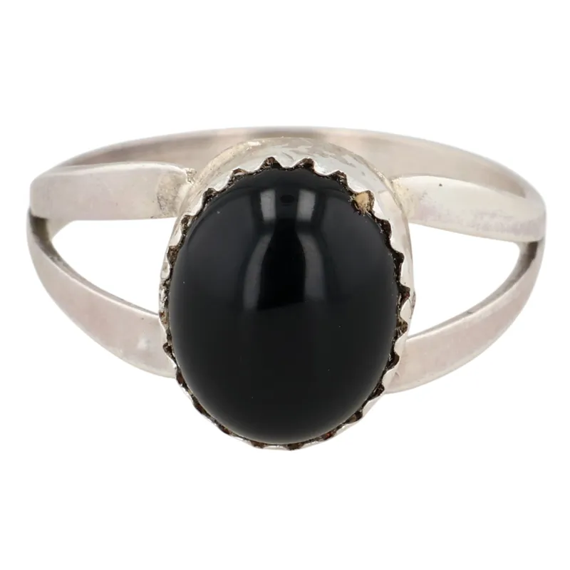 Navajo Sterling Onyx Ring Sz 6.25 from auction in Ravenna, Ohio — image 12