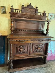 Exquisitely Worldly – Antique Alley Estate Services & Appraisals