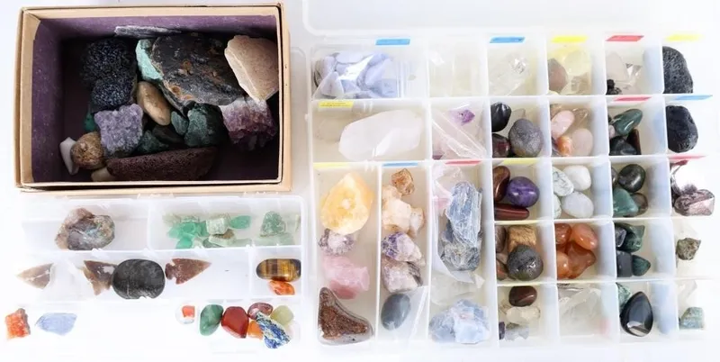 ASSORTED MINERALS/ ROCKS/ GEMSTONES LOT from auction in Tallahassee, Florida — image 40