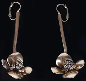 Oscar De Lerenta Gold Toned Floral Earrings
