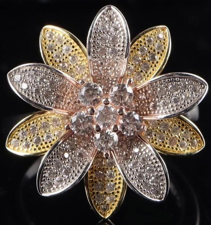 STERLING SILVER PINK SPINEL FLOWER LADIES RING from auction in Tallahassee, Florida — image 2