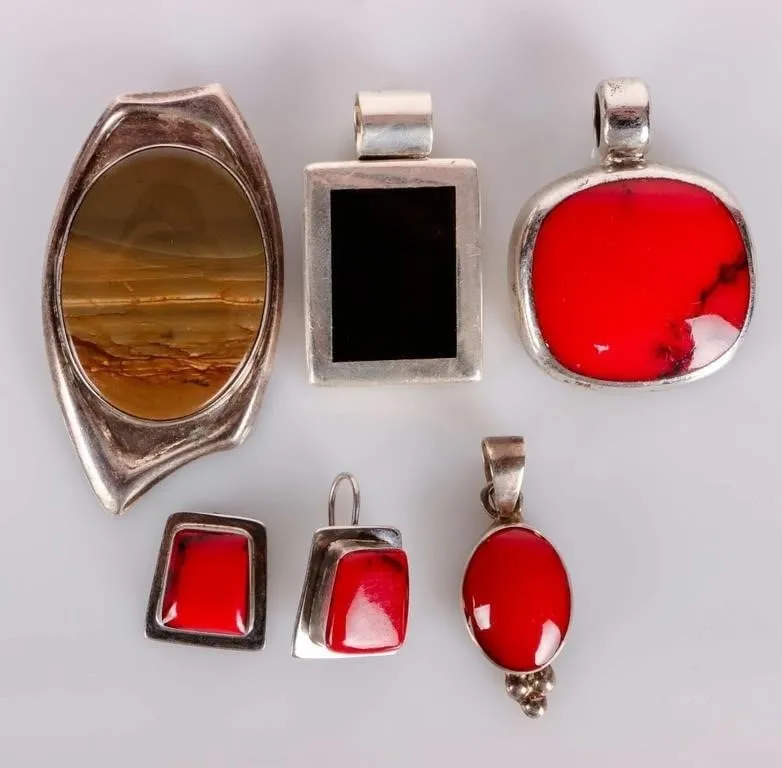STERLING SILVER LADIES PENDANTS & EARRINGS (5) from auction in Tallahassee, Florida — image 23