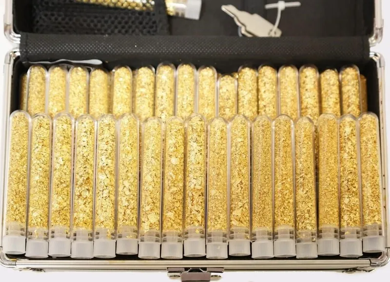24K GOLD FLAKE VIALS W/ CASE - (54) from auction in Tallahassee, Florida — image 37
