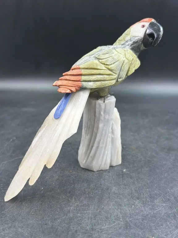 Nicely Carved Gemstone Parrot from auction in Orange Cit y, Florida — image 7